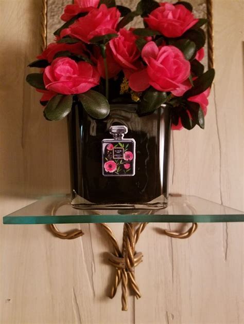 chanel vase sticker